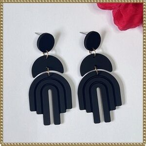 Black Dangle Drop Statement Earrings New